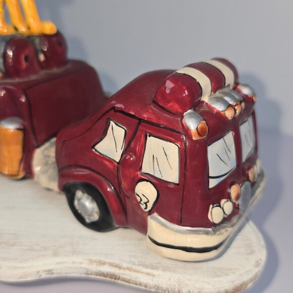 Blue Sky Clayworks #23 Heroes Brigade Firetruck Dalmatian by Heather Goldminc - Picture 3 of 8
